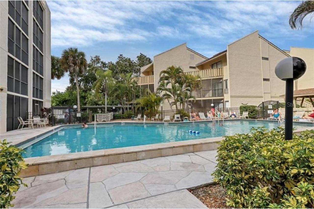 Siesta Key Escape Ground Floor Steps To Heated Pool And Free Trolley Apartment Exterior photo