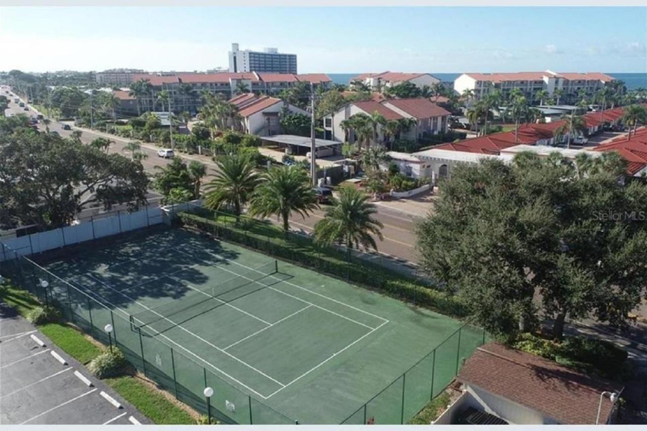 Siesta Key Escape Ground Floor Steps To Heated Pool And Free Trolley Apartment Exterior photo