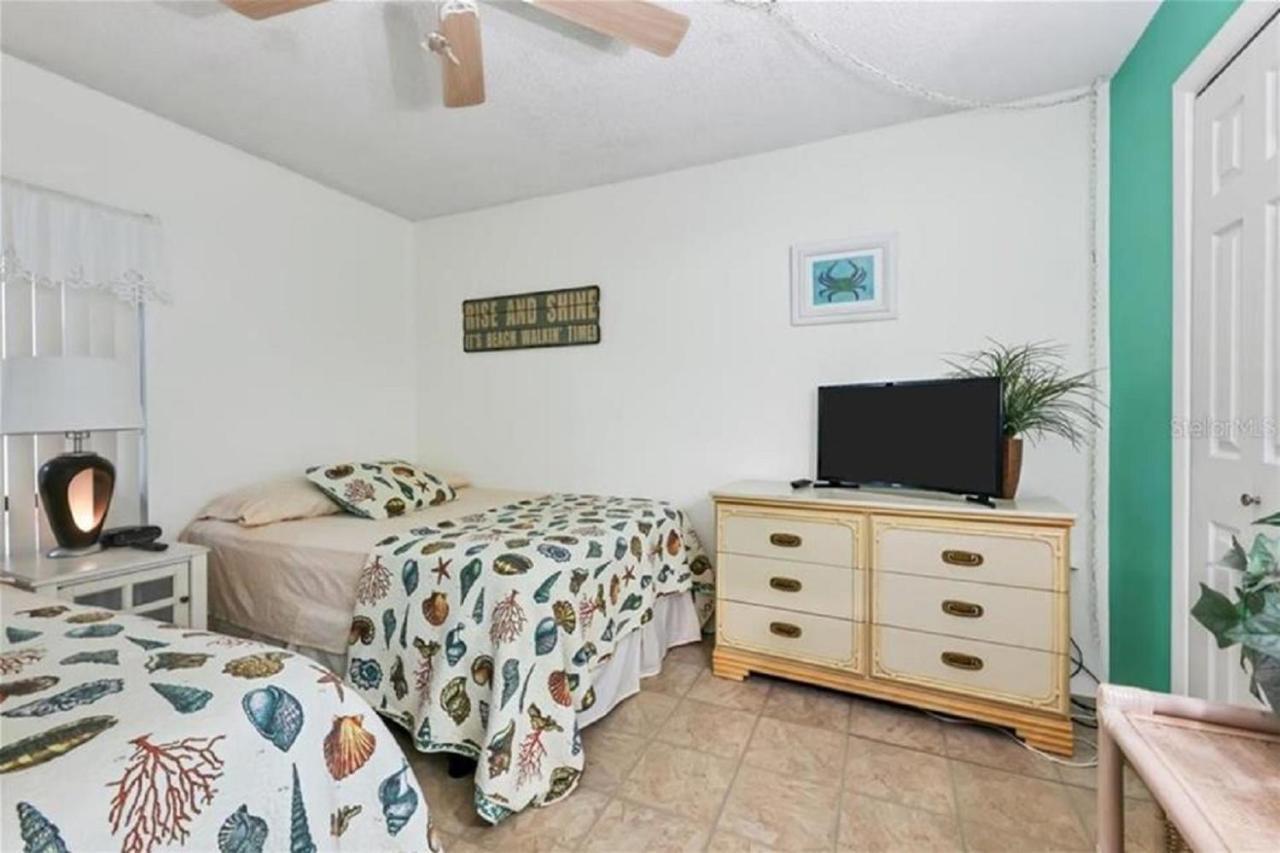 Siesta Key Escape Ground Floor Steps To Heated Pool And Free Trolley Apartment Exterior photo