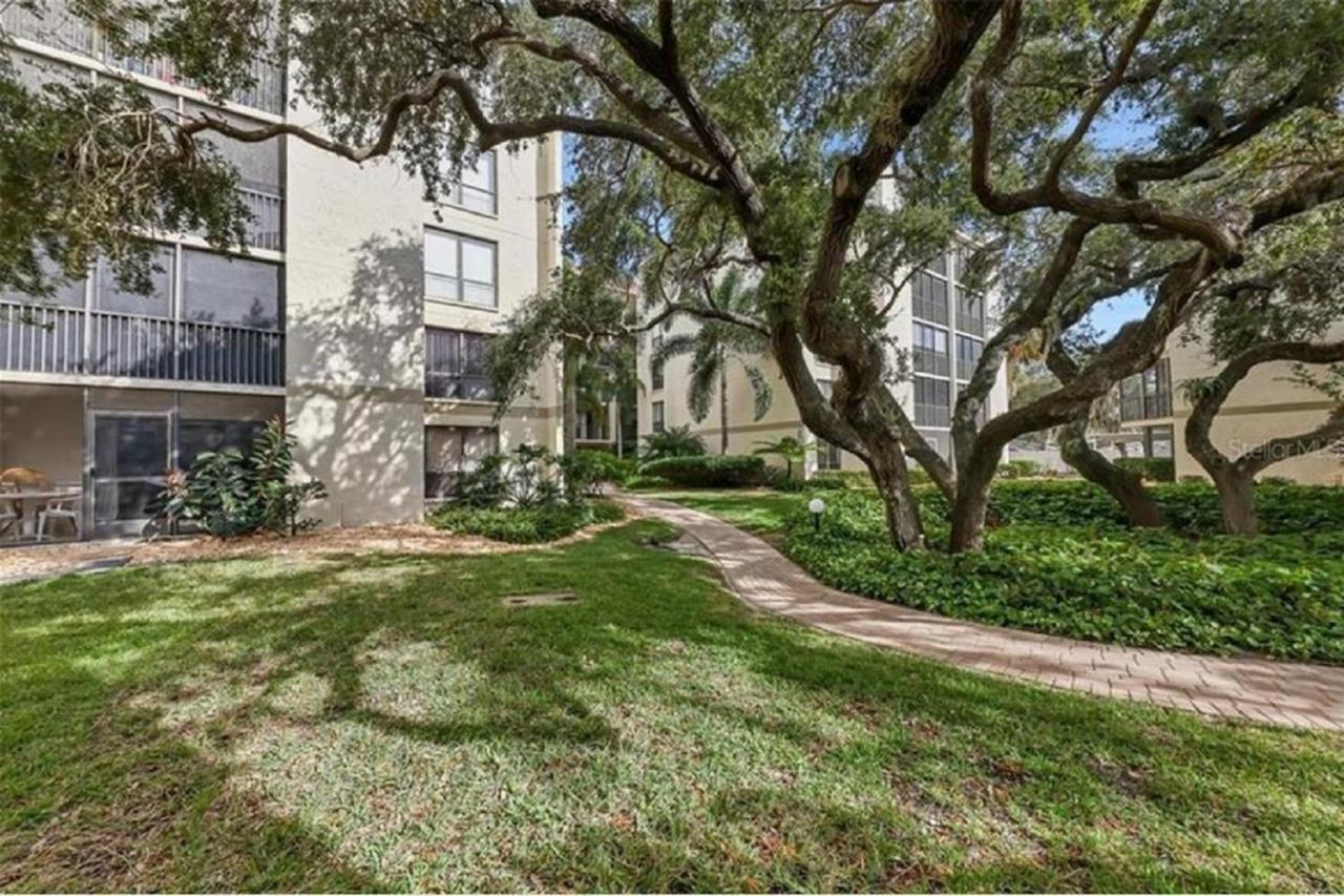 Siesta Key Escape Ground Floor Steps To Heated Pool And Free Trolley Apartment Exterior photo