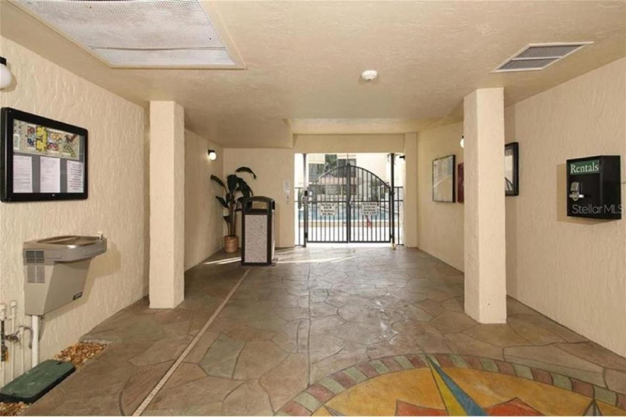 Siesta Key Escape Ground Floor Steps To Heated Pool And Free Trolley Apartment Exterior photo