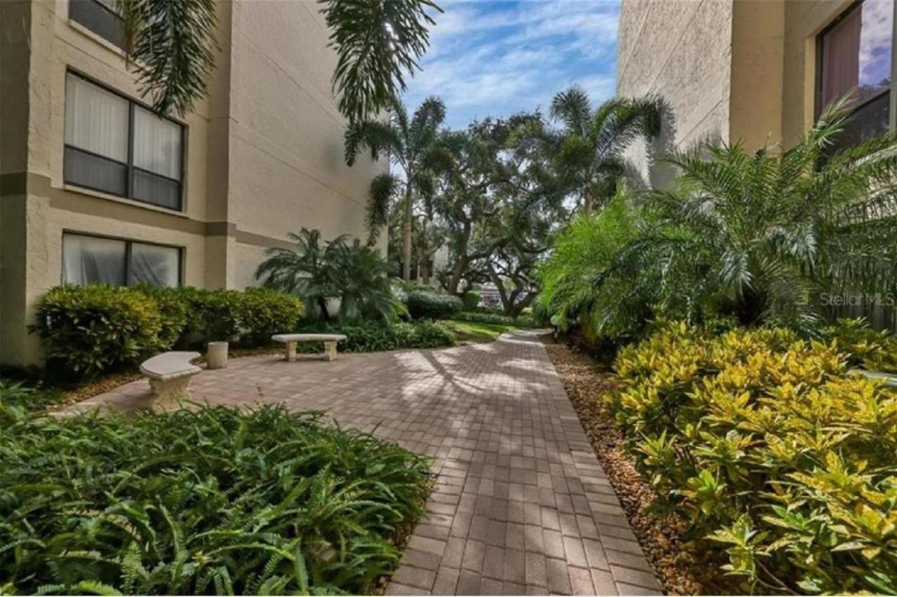 Siesta Key Escape Ground Floor Steps To Heated Pool And Free Trolley Apartment Exterior photo