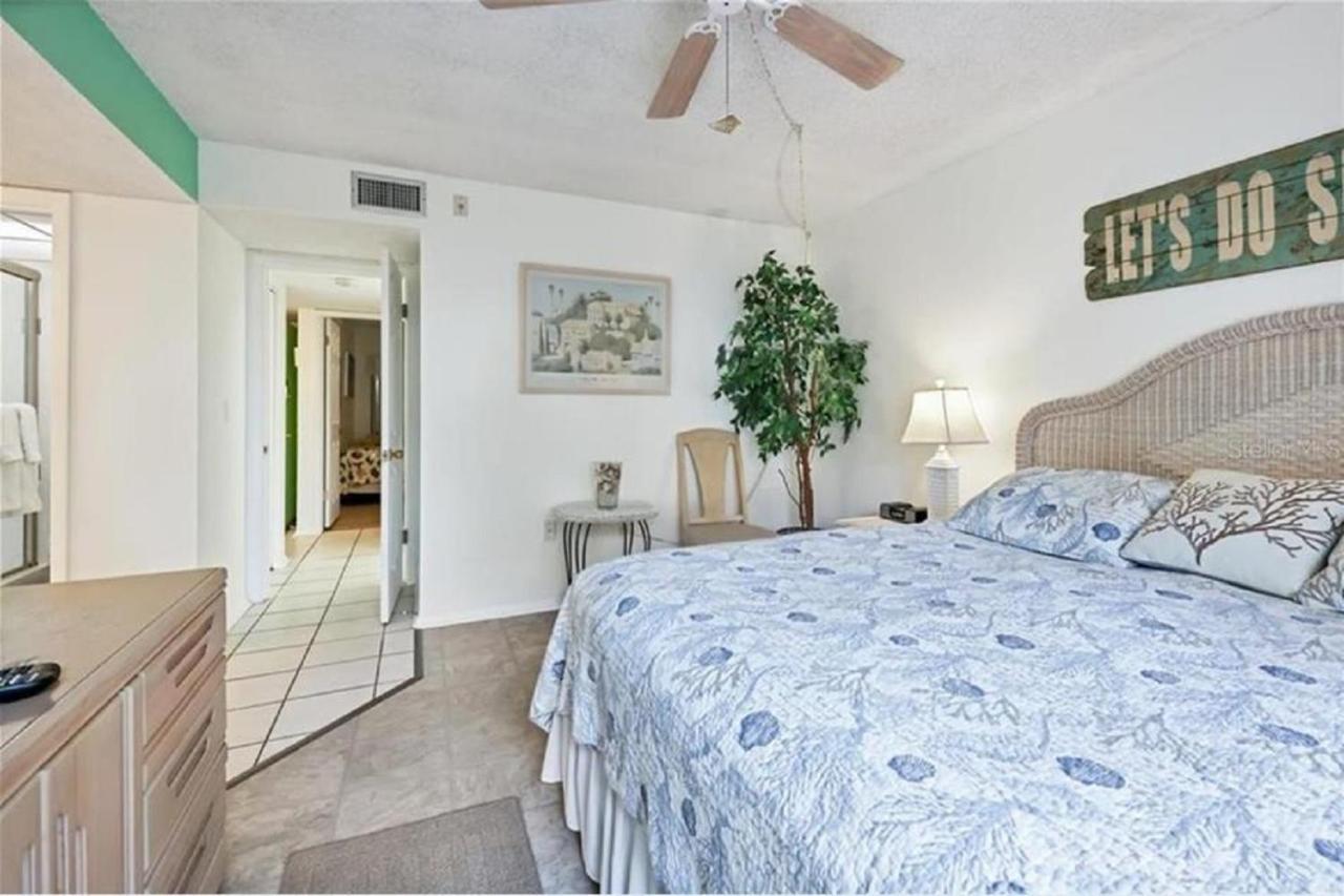 Siesta Key Escape Ground Floor Steps To Heated Pool And Free Trolley Apartment Exterior photo