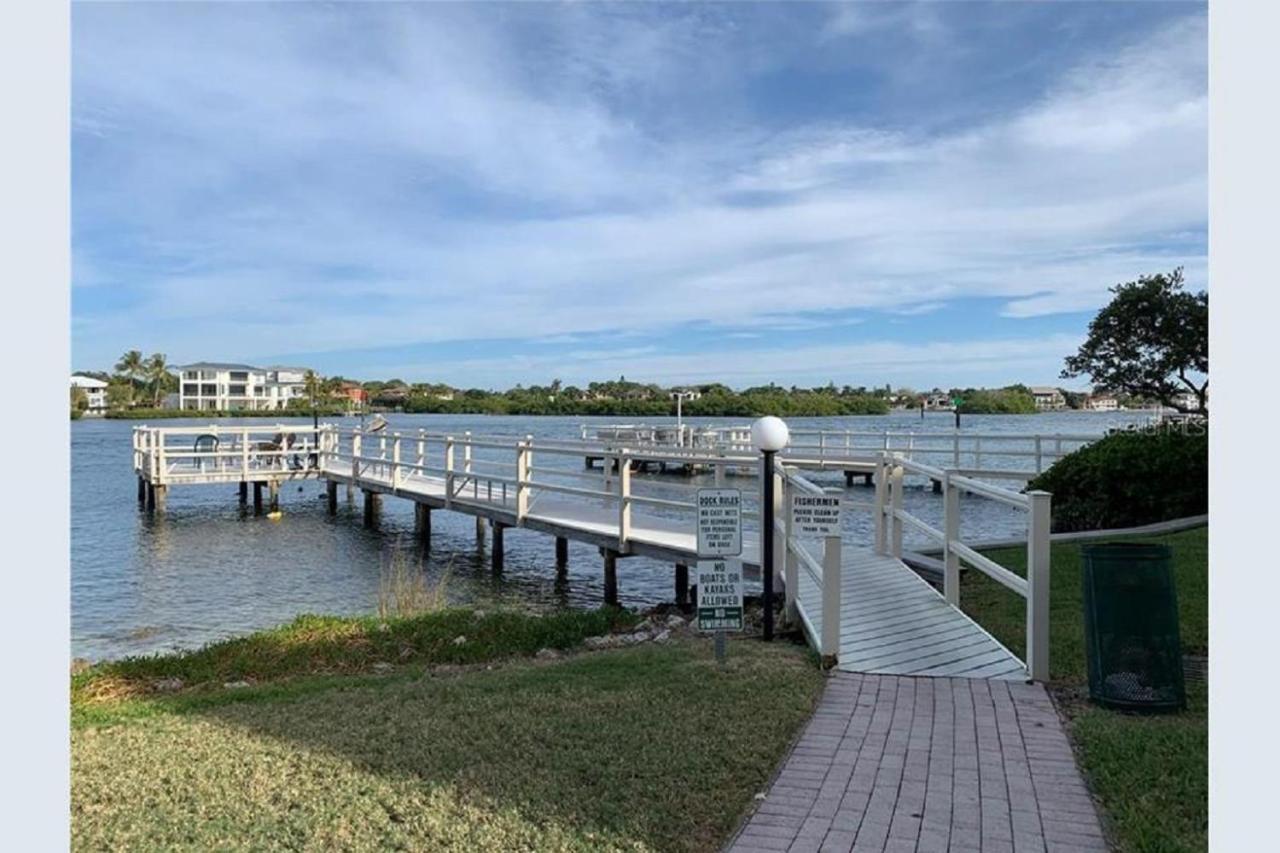 Siesta Key Escape Ground Floor Steps To Heated Pool And Free Trolley Apartment Exterior photo