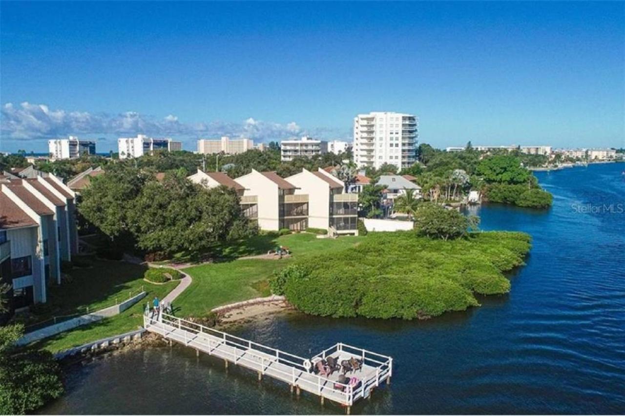 Siesta Key Escape Ground Floor Steps To Heated Pool And Free Trolley Apartment Exterior photo